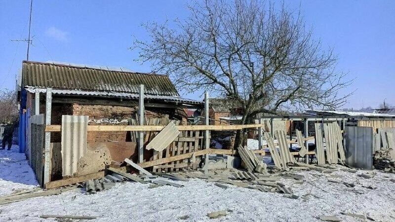     Губернатор Белгородской области Вячеслав Гладков сообщил об очередном обстреле города Шебекино. Глава региона сообщил, что под удар попали гражданские объекты в частном секторе.