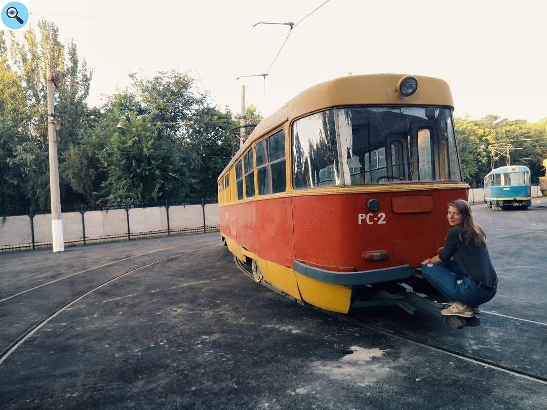 Девушка на "колбасе"