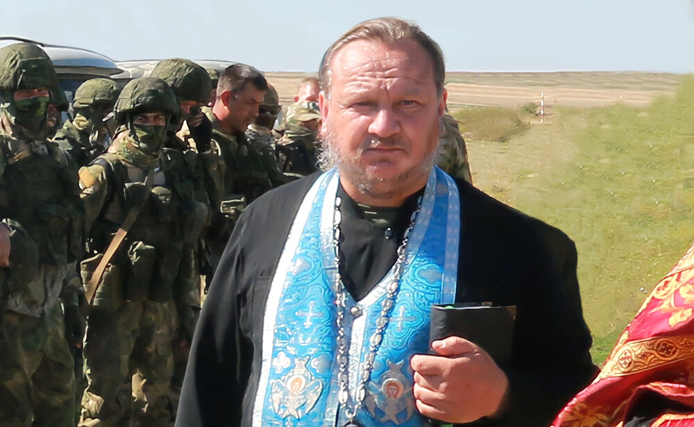 Карабидович батюшка байкер