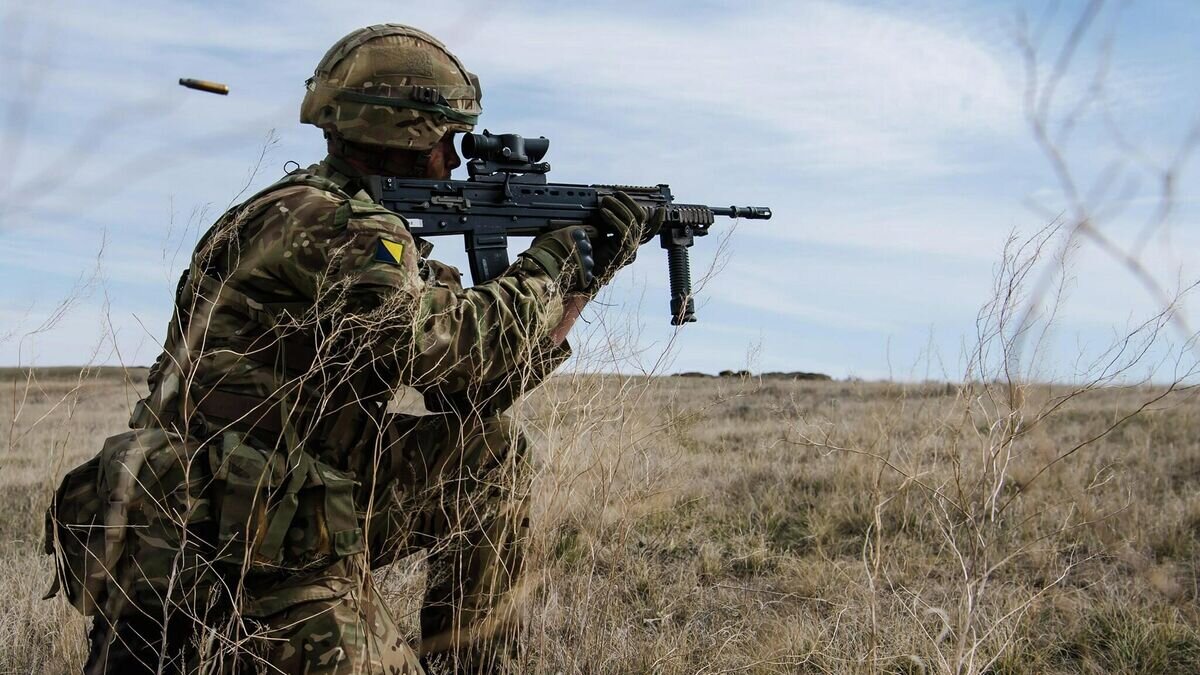    Военнослужащие в Британии© Фото : British Army