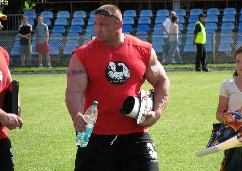 Пол андерсон пауэрлифтер. Брайан шоу американский спортсмен. Самый сильный человек в истории мира. Мартин лацис стронгмен. Иван максимович поддубный.