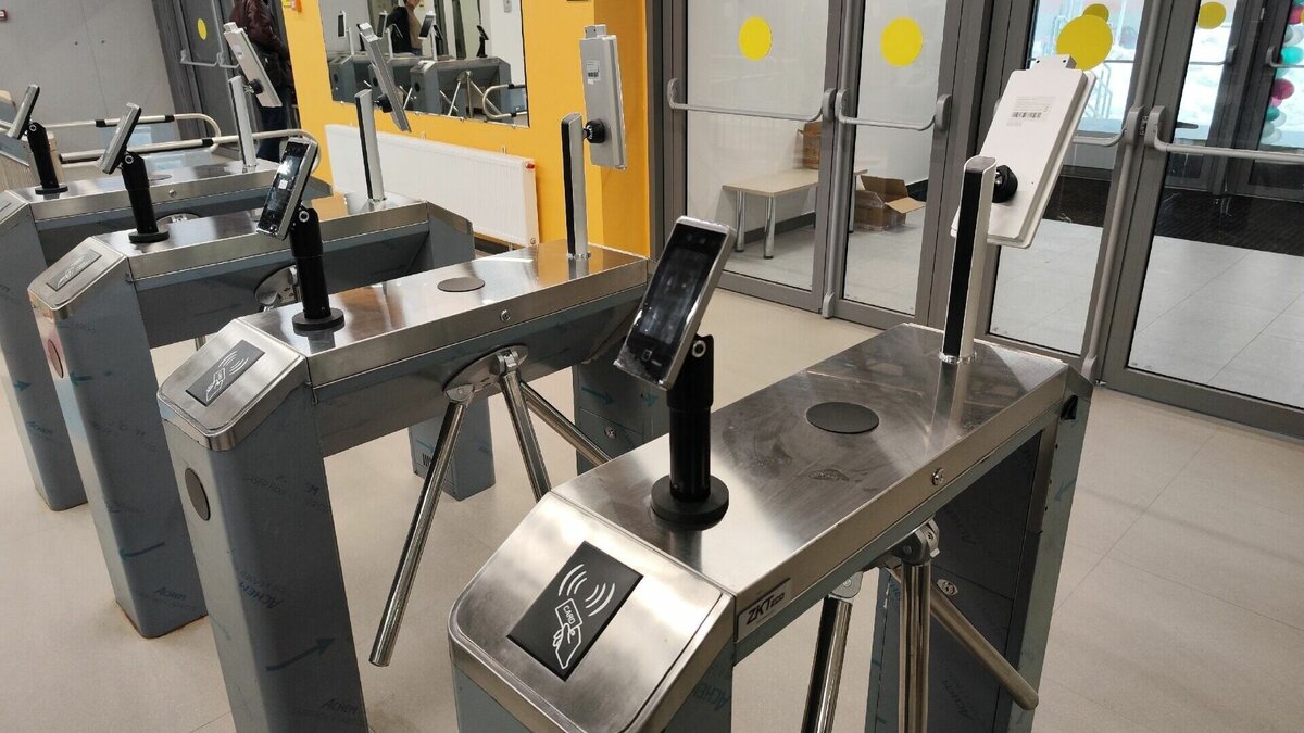     26 апреля на заседании гордумы мэр Нижнего Новгорода Юрий Шалабаев рассказал об обеспечении безопасности в школах города.