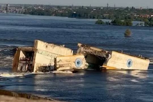    ООН: 700 тысяч жителей Украины испытывают недостаток питьевой воды после прорыва плотины Каховской ГЭС