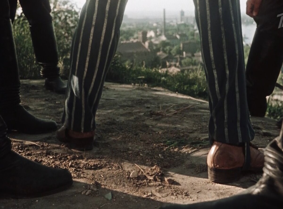 Кадр из фильма "За двумя зайцами" (1961)