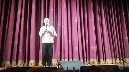Художественные руководители театров