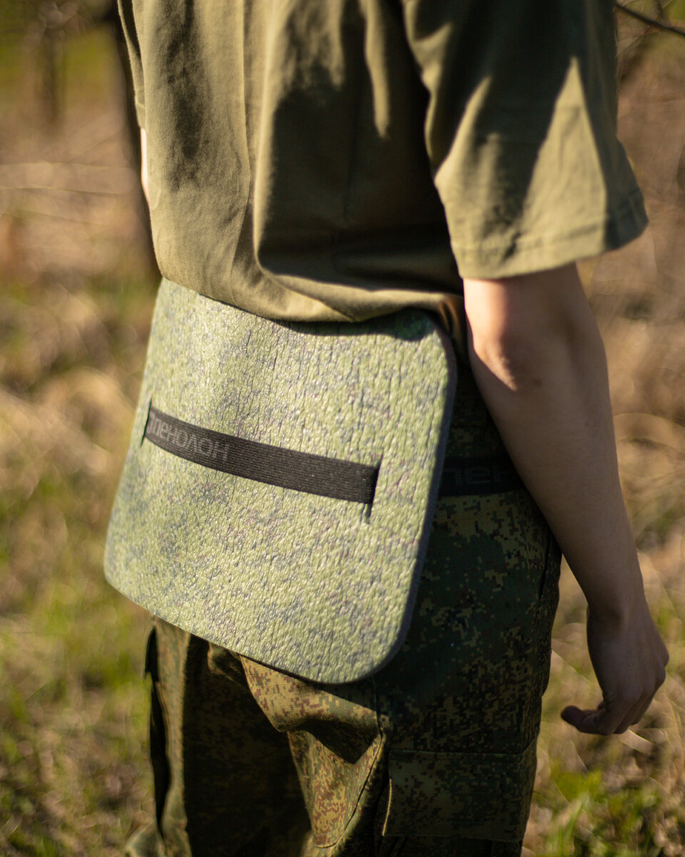 Сидушка в ткани (зеленая цифра) 39*25*1.5