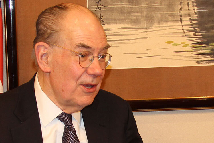 Россия не одержит стремительной победы, но возьмет Украину под контроль и сделает так, чтобы она стала недееспособным государством, уверен профессор политологии университета Чикаго, выпускник «Вест-Пойнта» и экс-военный Джон Миршмайер Фото: © Zhang Nan / XinHua / www.globallookpress.com