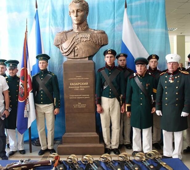 Открытие бюста А. И. Казарскому в ЧВВМУ им. Нахимова 28 июня 2019 года 