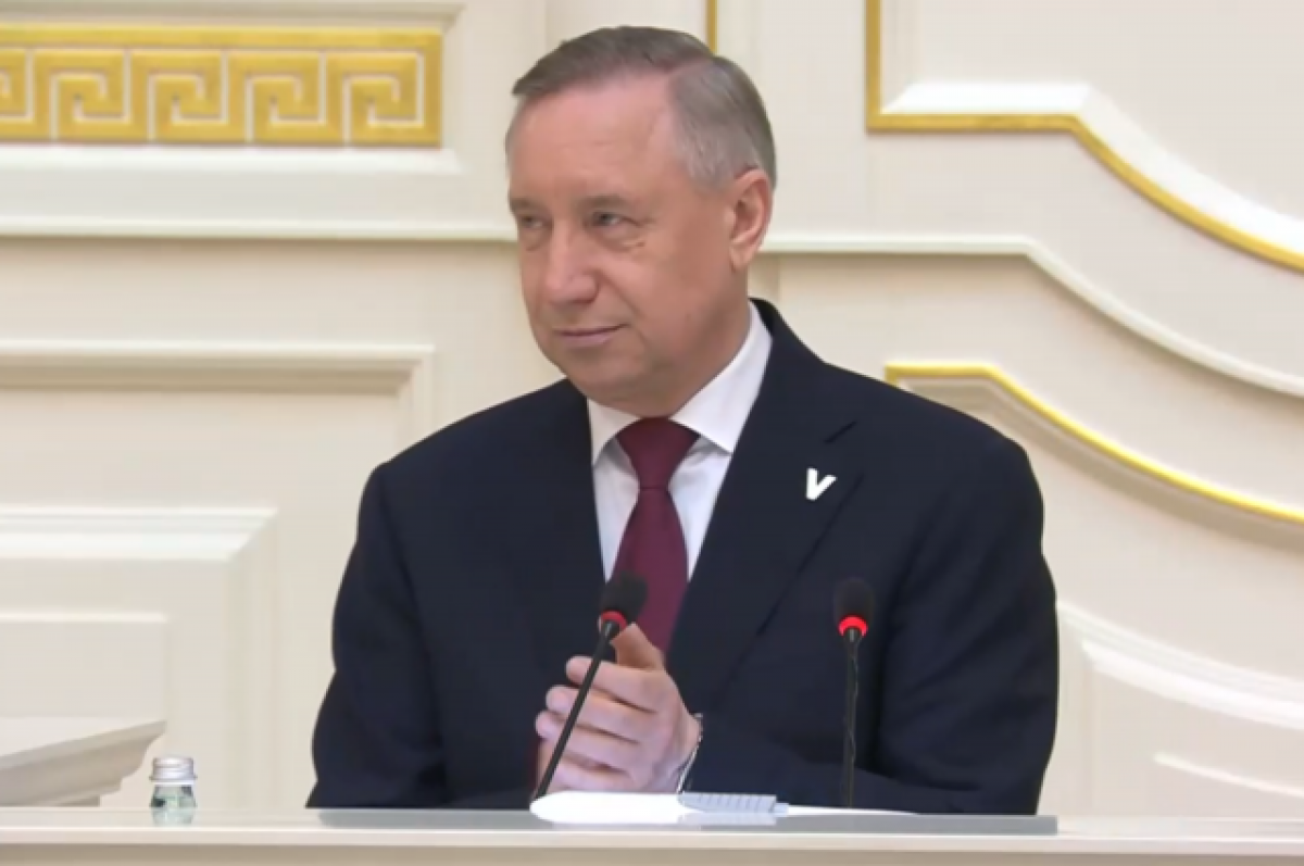    Александр Беглов поблагодарил депутатов ЗакСа за то, что «не сдали город»