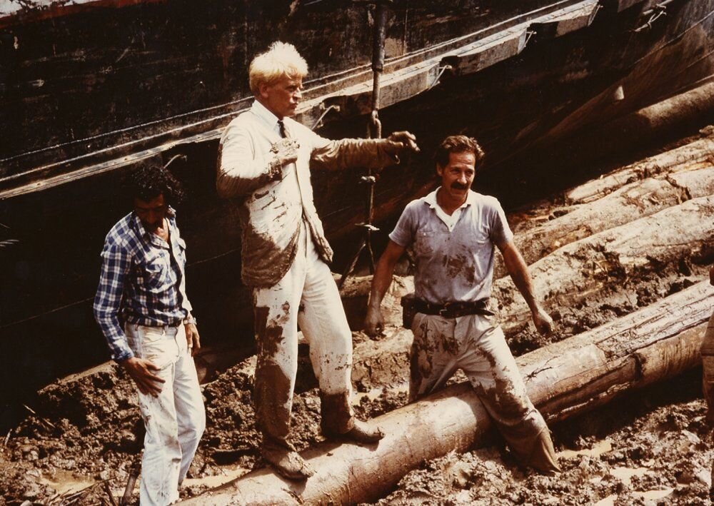 Вернер Херцог и Клаус Кински на съемках фильма "Фицкарральдо" (1982)