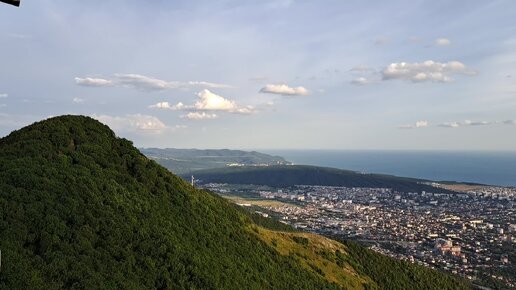 Геленджик, вид на горы и бухту