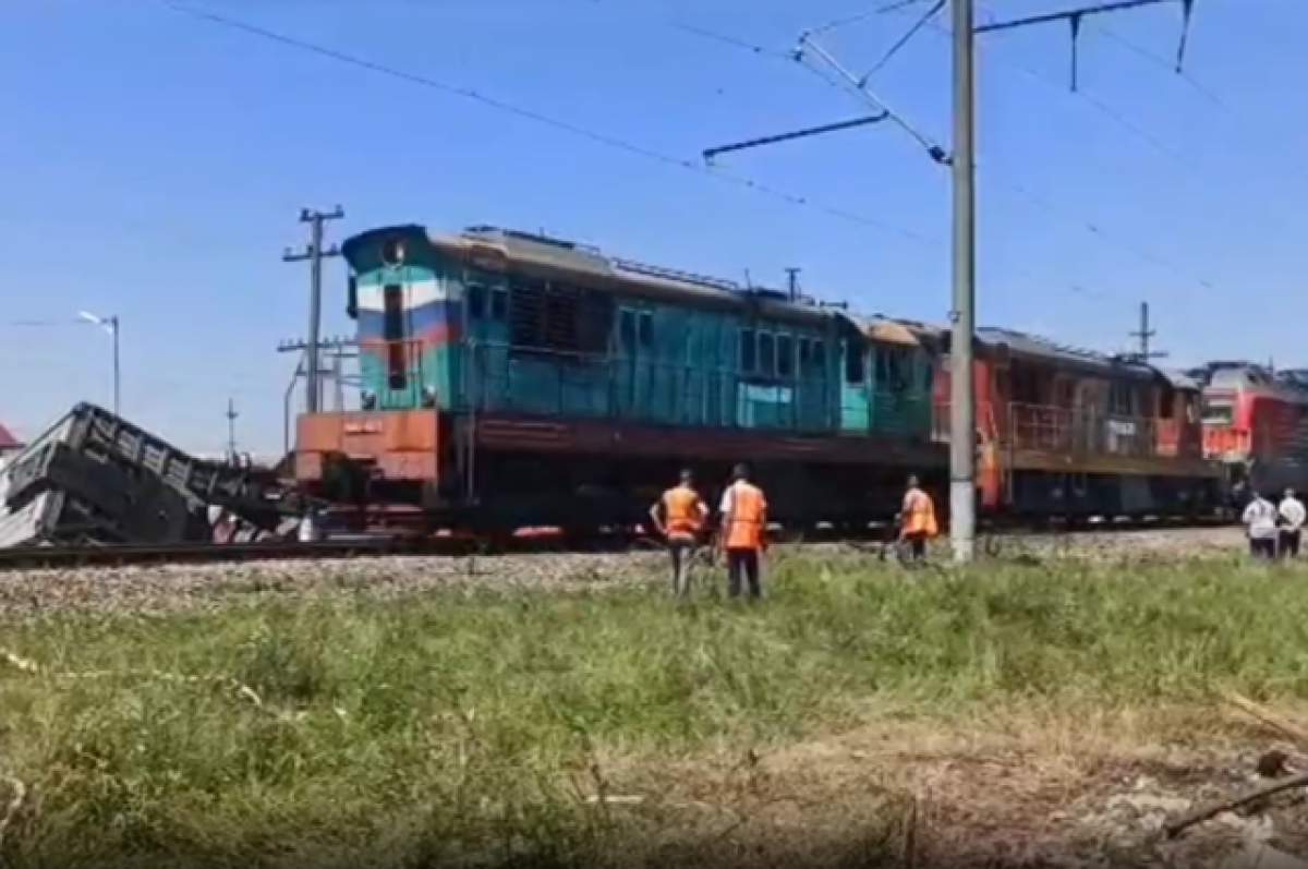    В РСО-Алания после ДТП с фурой возобновили движение поездов на этом участке