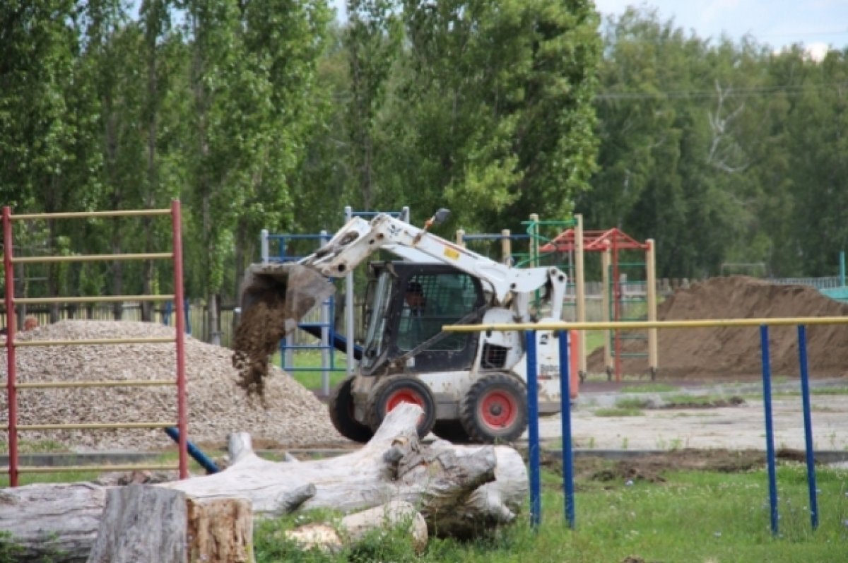    К сентябрю в школе поселка Красный Текстильщик отремонтируют двор