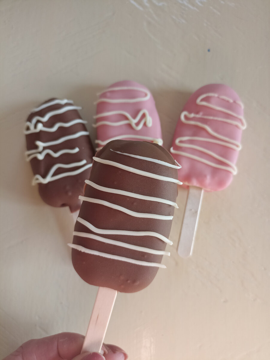 Творожные сырки в виде эскимо