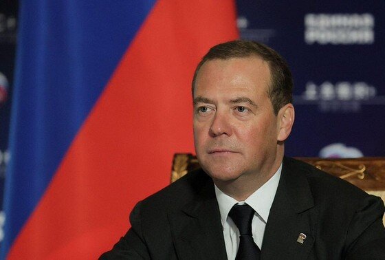    Дмитрий Медведев