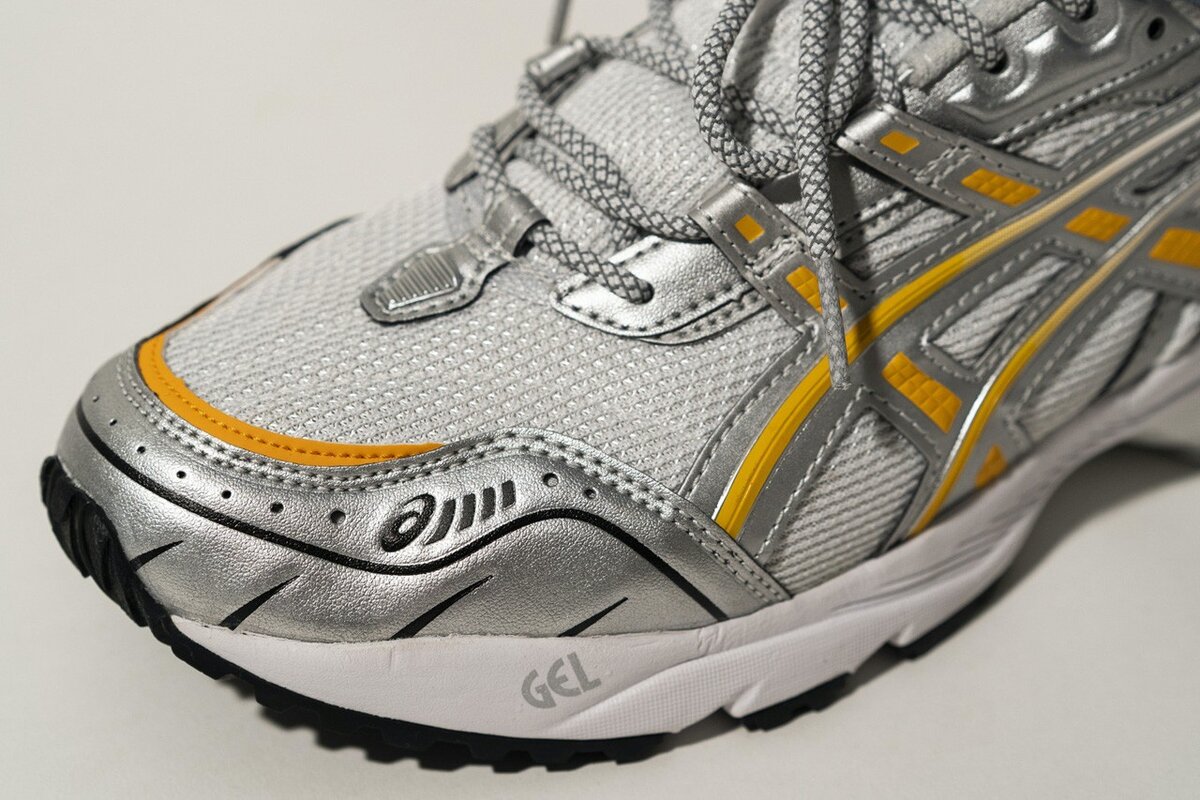 ASICS GEL-1090