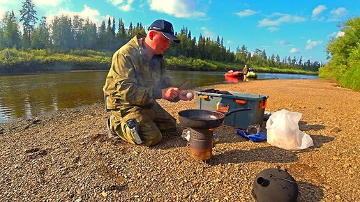 Рыбалка на севере. Обед на берегу реки. Окуни горбачи радуют мощными ...