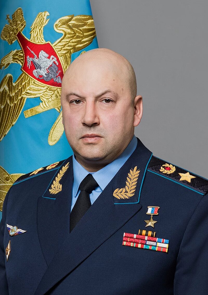 11 октября 2022 года главнокомандующему ВКС, генералу армии Суровикину Сергею Владимировичу исполняется 56 лет со дня рождения
