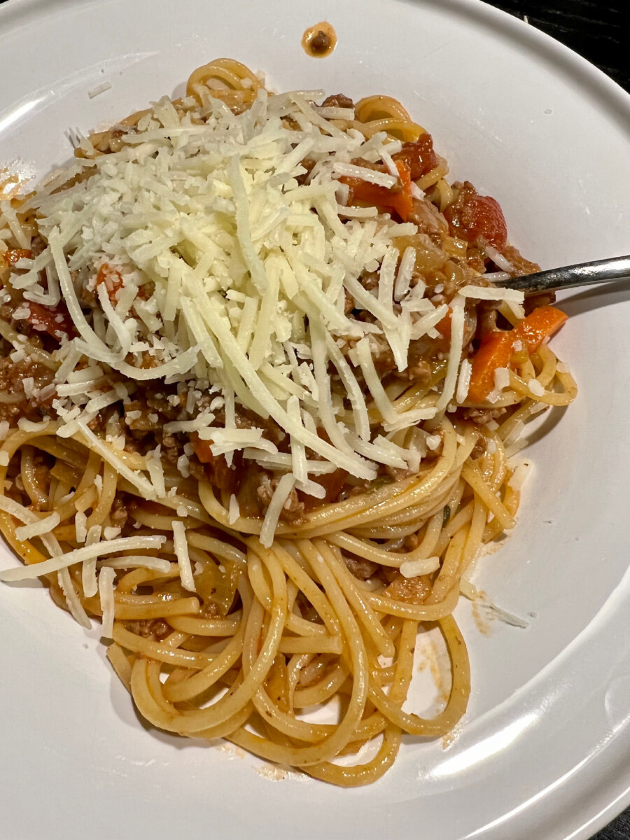 Болоньезе с пастой