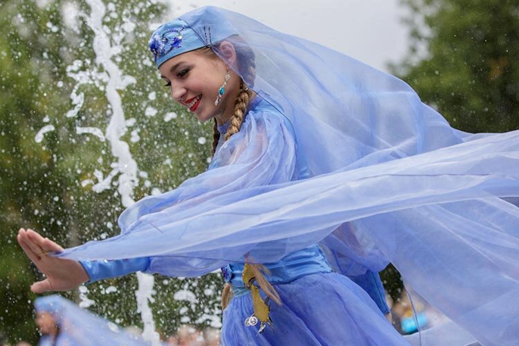    Влияние татарской культуры в различных ее проявлениях и в современной России сложно не заметить