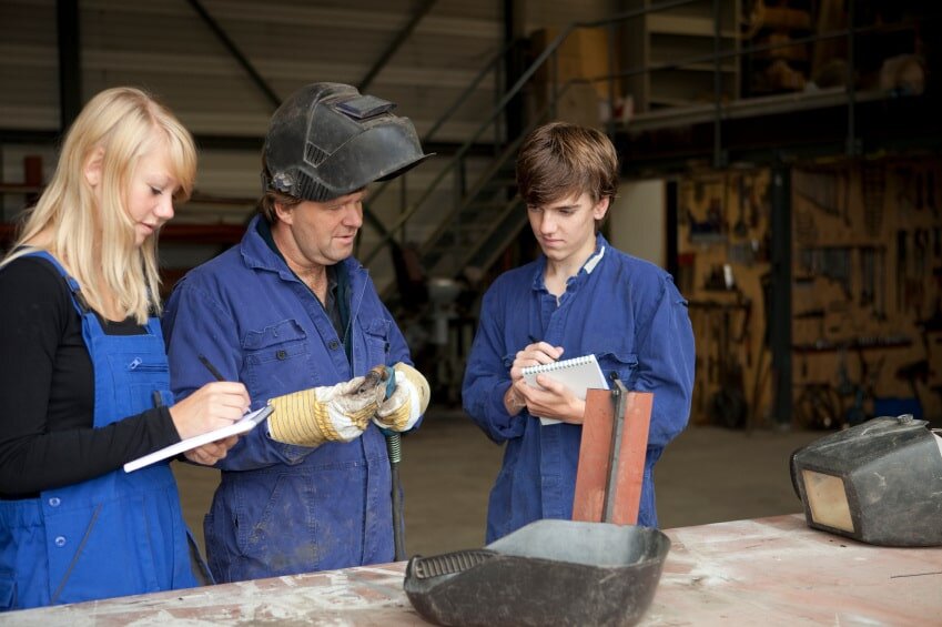 Практика студентов картинки. На практике студентки получили. На практике студентки получили. На практике студентки получили. Практика студентов.