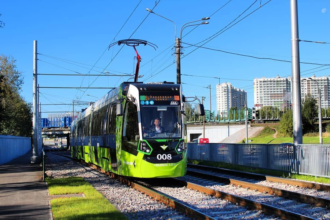 Рисунок 2 - Трамвайный вагон модели Stadler B65600M. Концессионной компании "Чижик" (г. Санкт-Петербург).