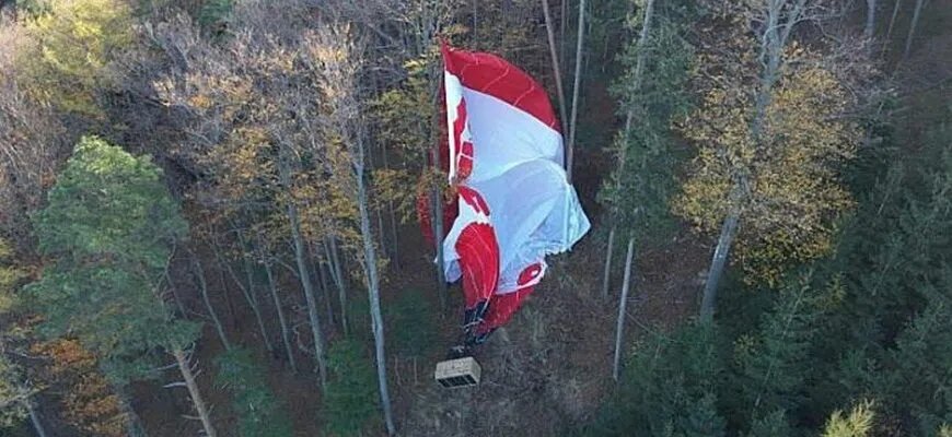 В Австрии разбился воздушный шар © APA / EINSATZDOKU.AT / LECHNER