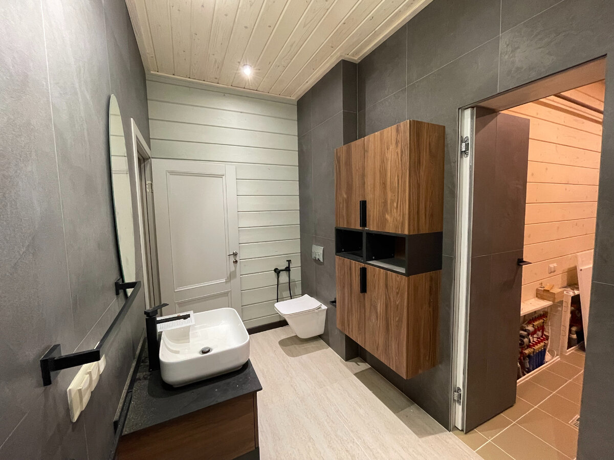 лучших идей ремонта ванной комнаты в частном и загородном доме на фото
