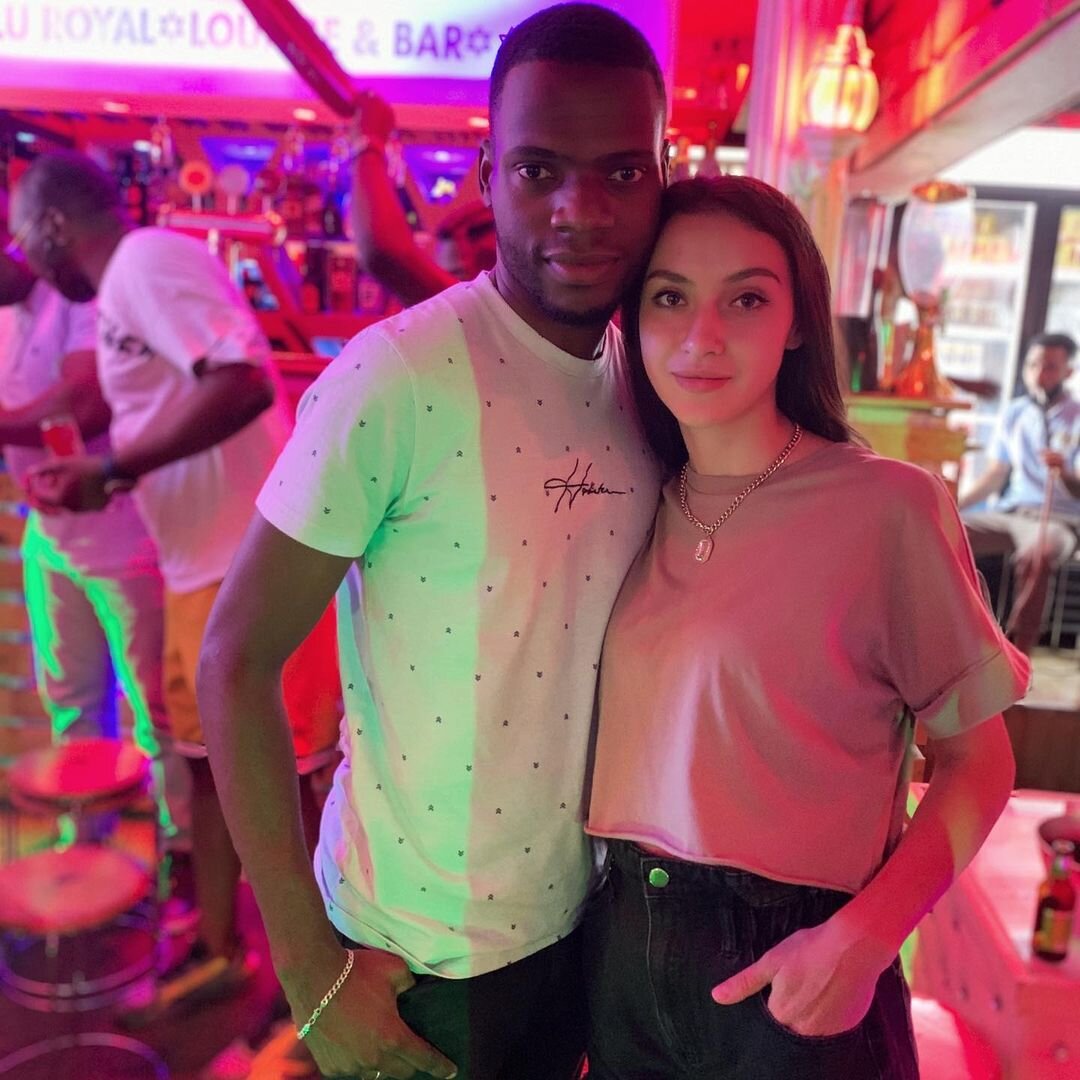    Орфей и Анисса