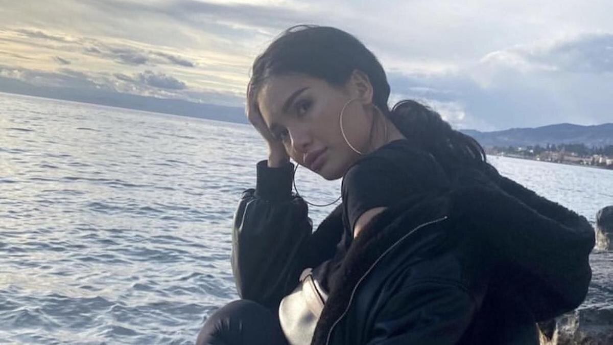    Айжан Байзакова:instagram.com/bayzakova