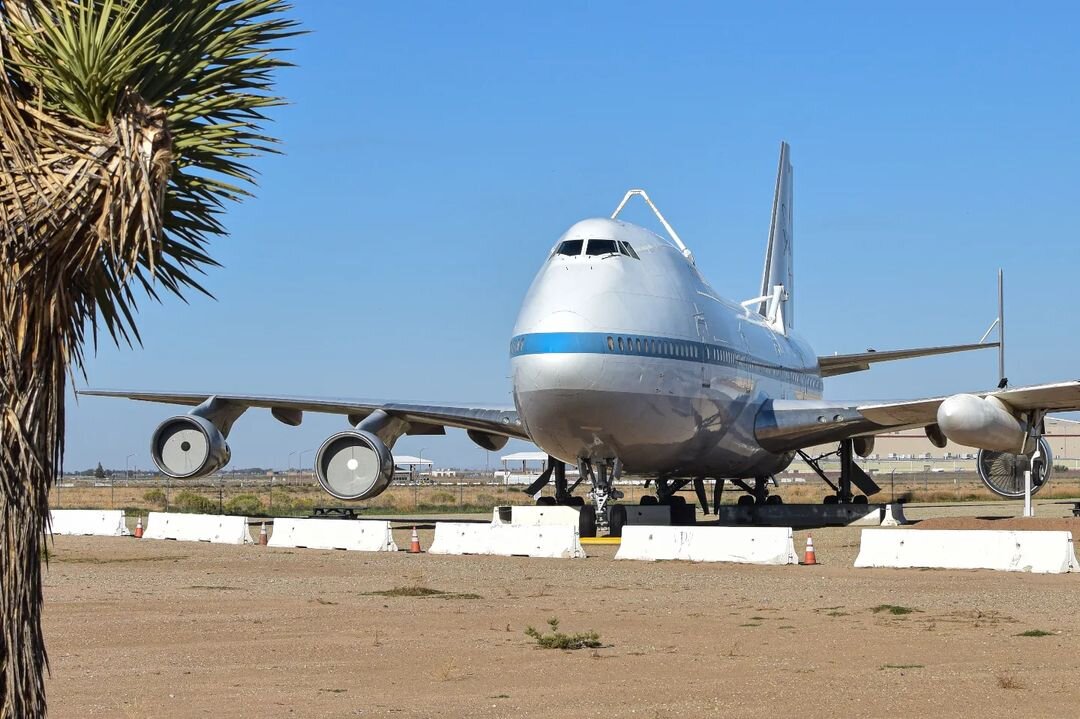 Джамбо джет. SSJ 100 Трансаэро. Джамбо. Jumbo Jet Flight Simulator. Как назывался первый джамбо Джет.