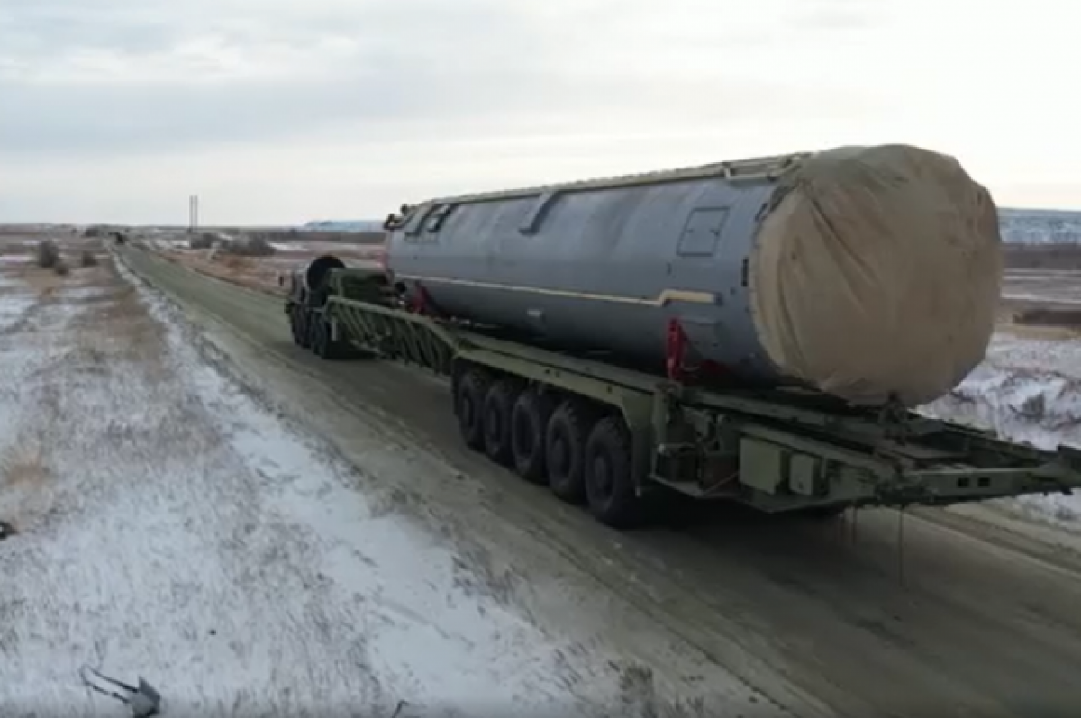    В Оренбургской области на боевое дежурство заступил полк ракет «Авангард»