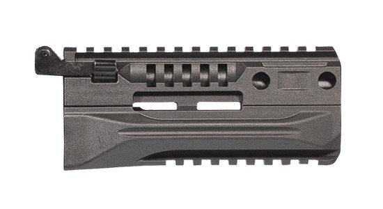 Цевьё и накладка на газовую камеру АК-12. Боковые рельсы скручены (фото из открытых источников)