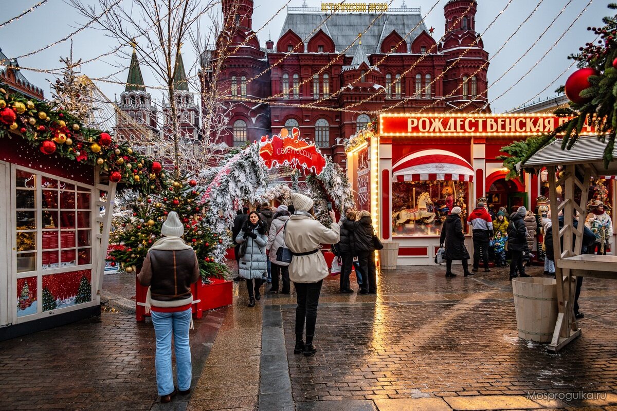 Ярмарка на Манежной площади