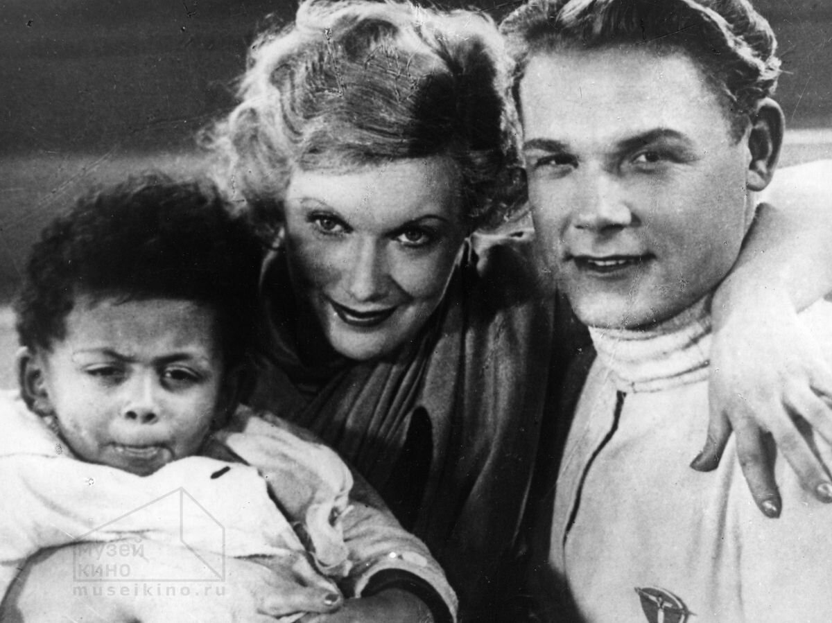 Всё фото из архивов и открытых порталов