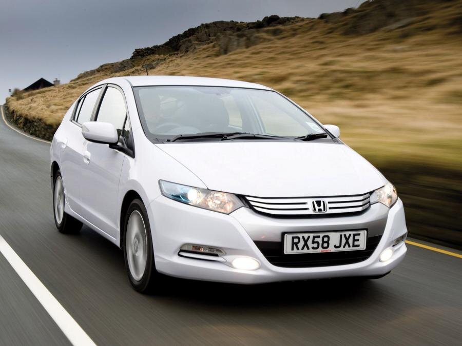 Источник: https://auto.vercity.ru/gallery/img/automobiles/Honda/2009%20Honda%20Insight%20(EU)/900x/2009%20Honda%20Insight%20(EU)%20016.jpg 