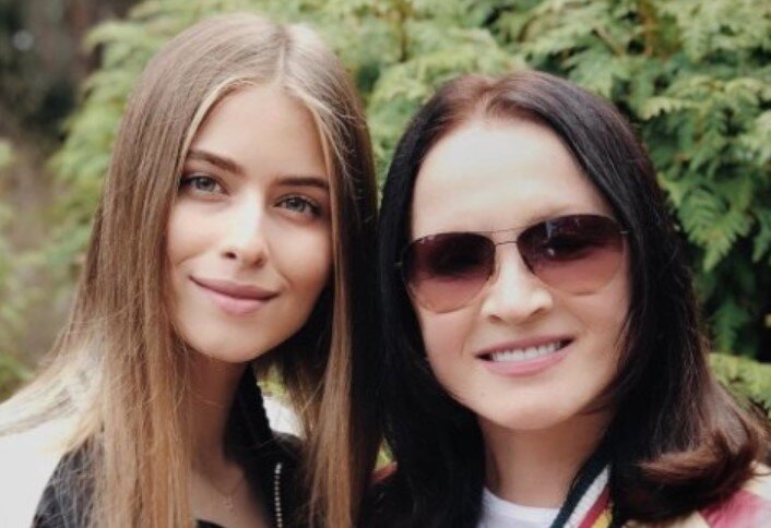     София Ротару с внучкой Софией Евдокименко фото: соцсети