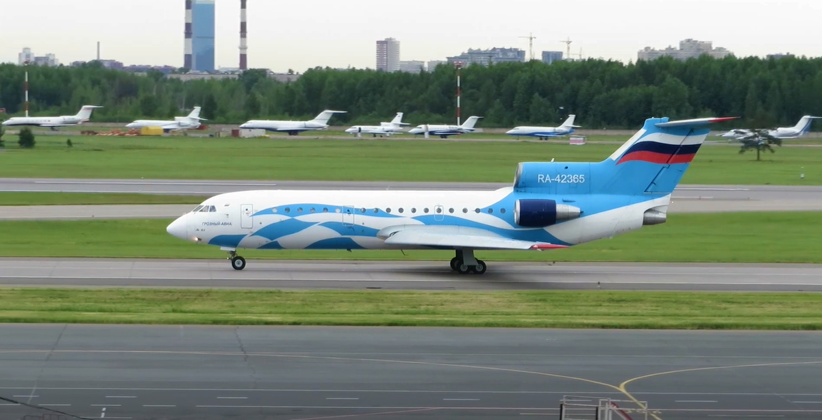 Yak-42D Grozny Avia RA-42365