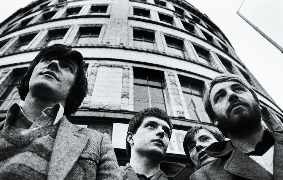 Joy Division в одной из московских промзон до реновации