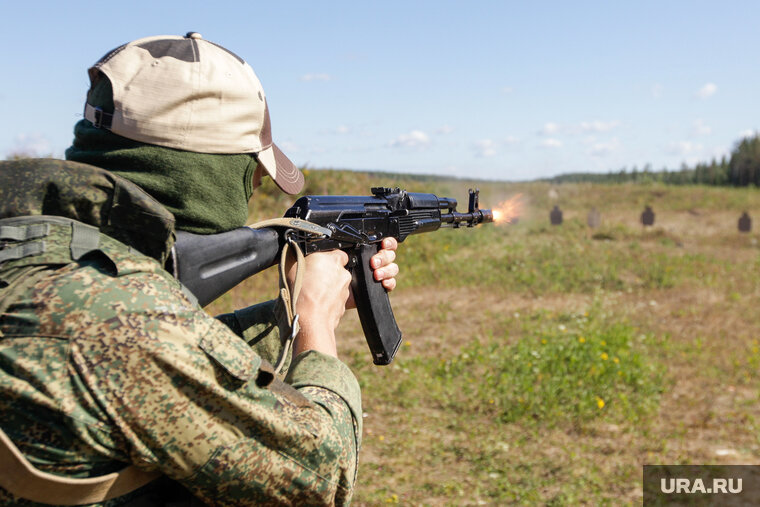    В Курганской области набирают стрелков на военную службу за 150 тысяч рублей
