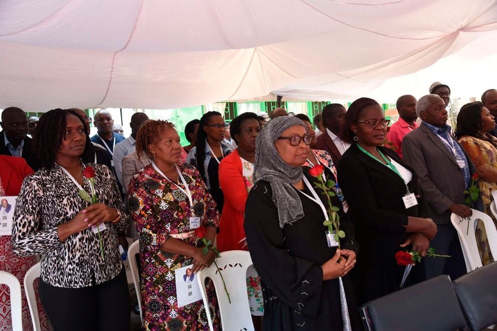 Кенийцы прощаются с покойным