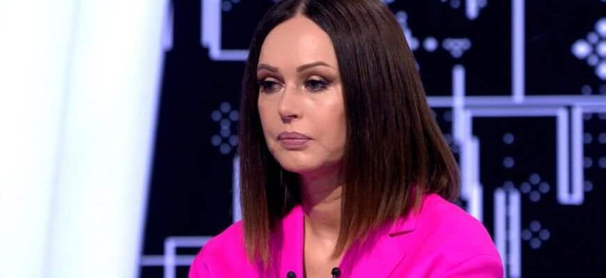 Программа леры. Лера кудрявцева секрет на миллион 2022. Программа леры. Программа леры. Наряды леры кудрявцевой секрет на миллион.