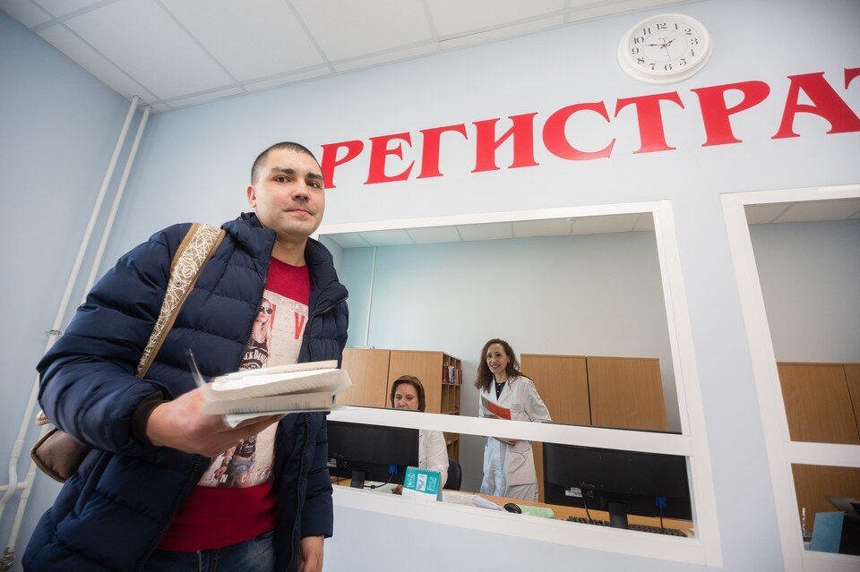     В поликлиниках стало меньше чихающих. Валерий ЗВОНАРЕВ