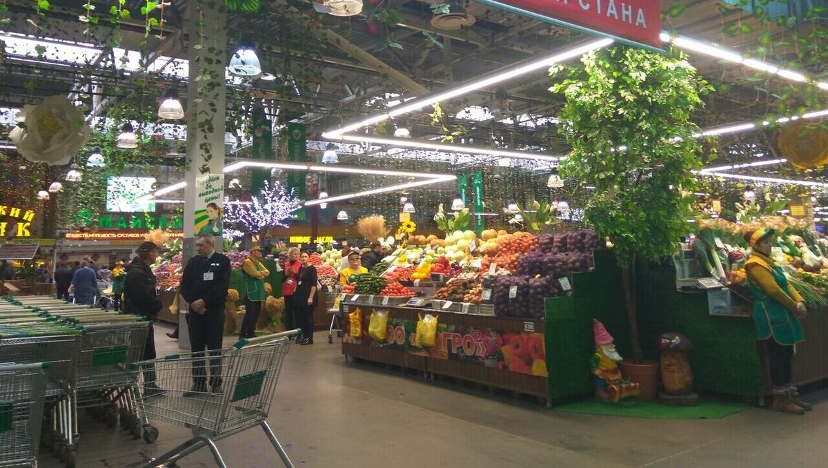     В России стали дешеветь огурцы до начала сезона, а сахар значительно подорожал. К такому выводу пришли эксперты Росстата, сравнивая с данными 2022 года.
