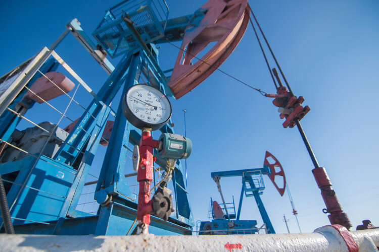    Нефть — почти наше все. Так что в обвале, крахе, катастрофе Россия не заинтересована Фото: «БИЗНЕС Online»
