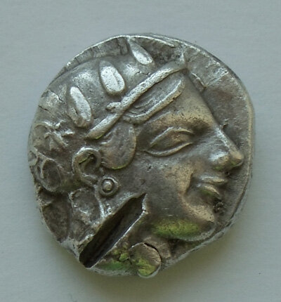 Порте Афины на обратной стороне монеты