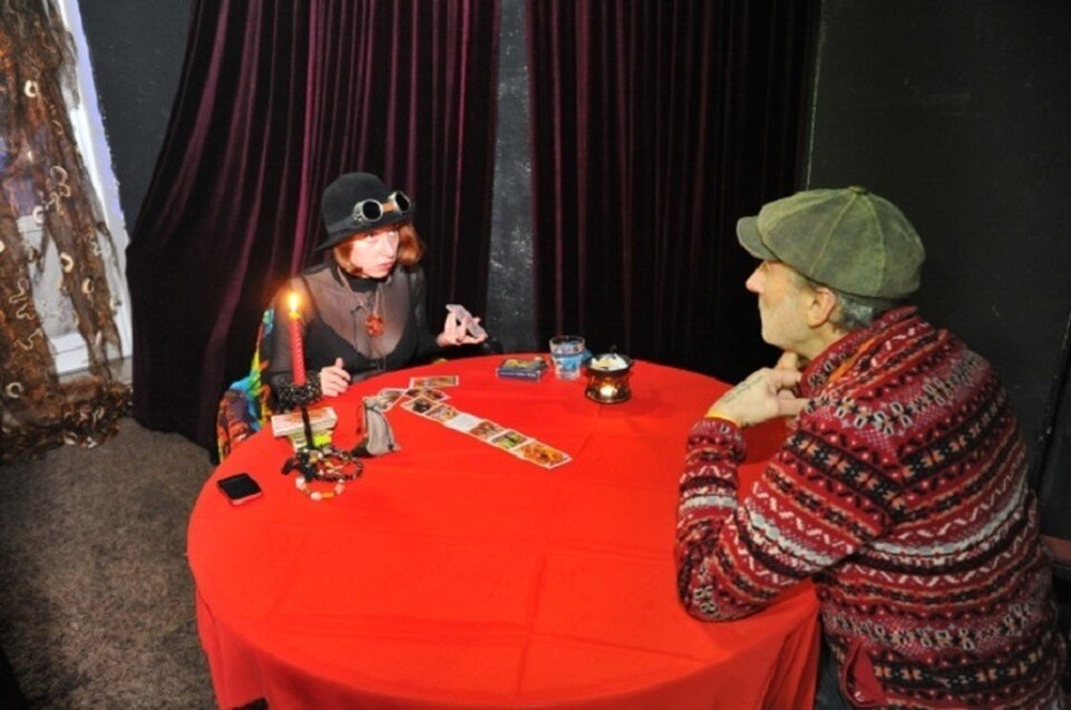     Таролог сделала прогноз для Крыма Иван ВИСЛОВ