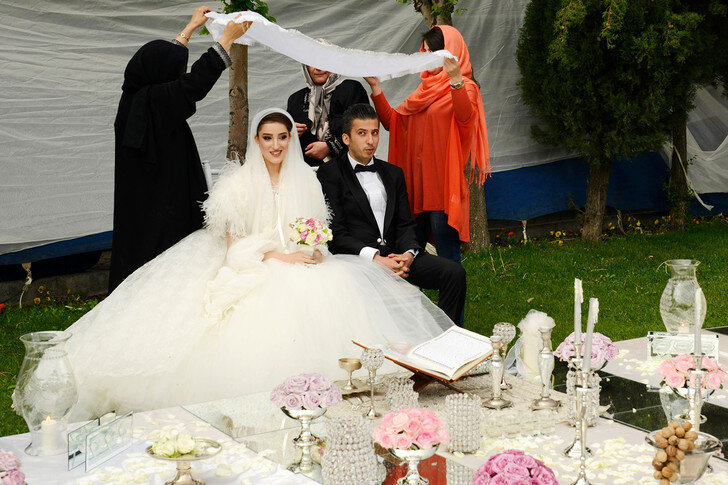 Правда ли, что в Иране тёще перед свадьбой зашивают рот