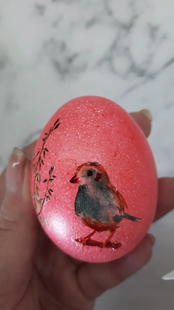 Картинка на яйце