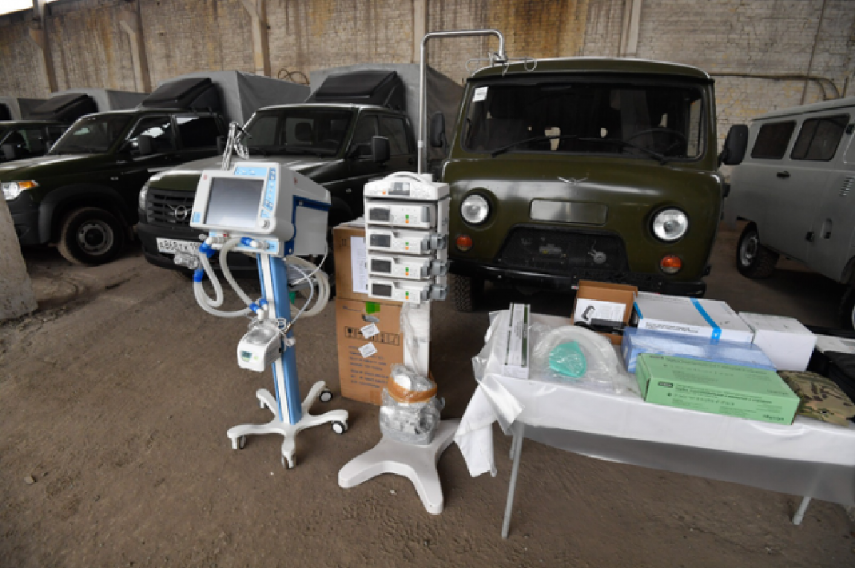    Власти Ленобласти передали участникам СВО партию техники и снаряжение